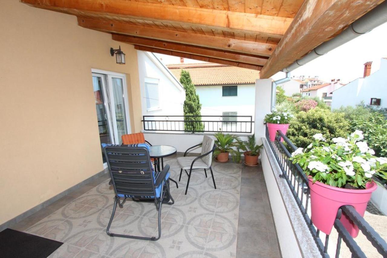 Rooms And Apartments Sally Rovinj Exterior foto